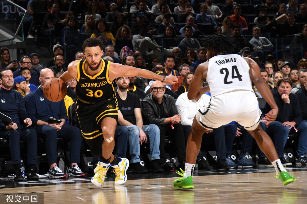 端球員間的 端球員間的